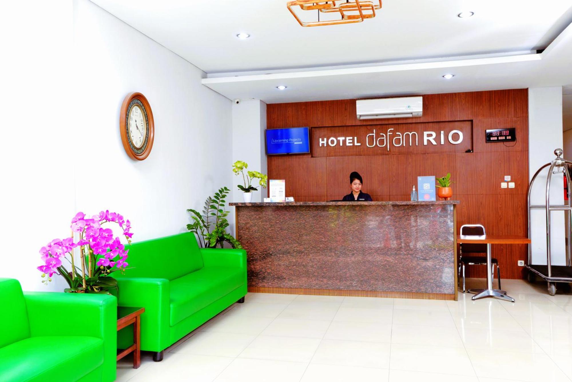 Hotel Dafam Rio Μπαντούνγκ Εξωτερικό φωτογραφία